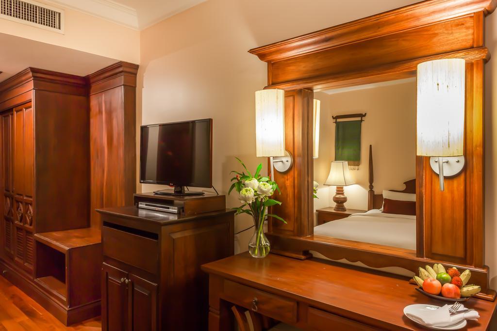 Prince Angkor Hotel & Spa Siem Reap Exteriör bild
