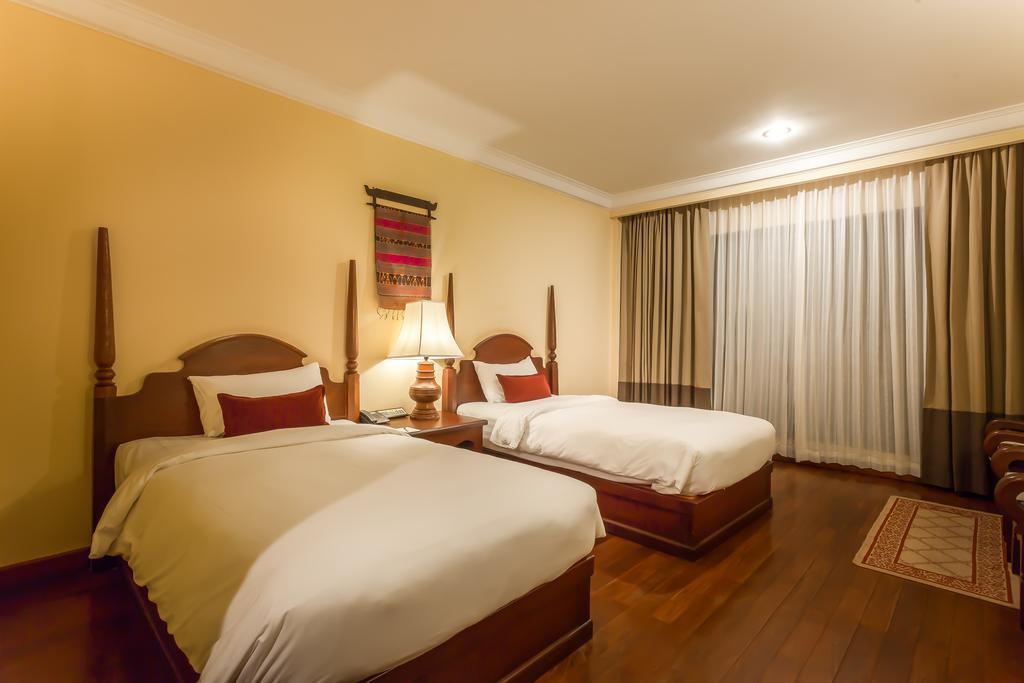 Prince Angkor Hotel & Spa Siem Reap Exteriör bild