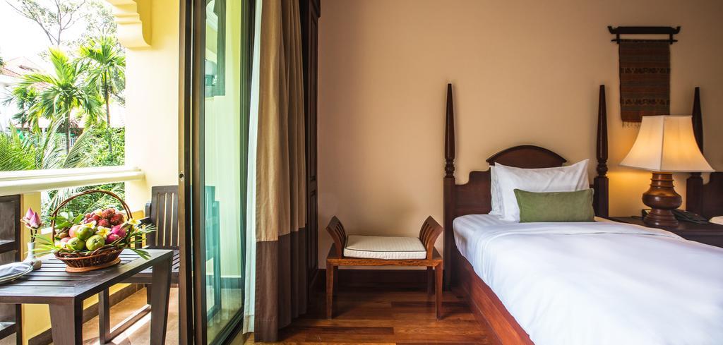 Prince Angkor Hotel & Spa Siem Reap Exteriör bild