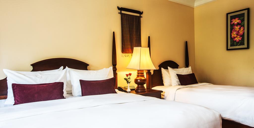 Prince Angkor Hotel & Spa Siem Reap Exteriör bild